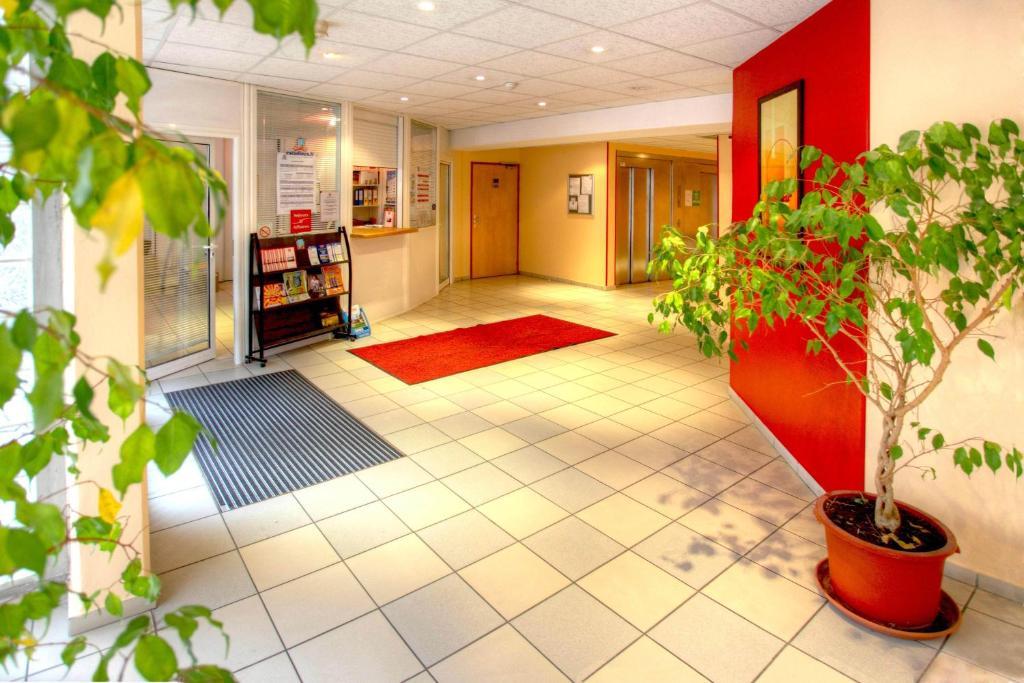 Séjours&Affaires Saint Etienne Jules Ferry Exterior foto