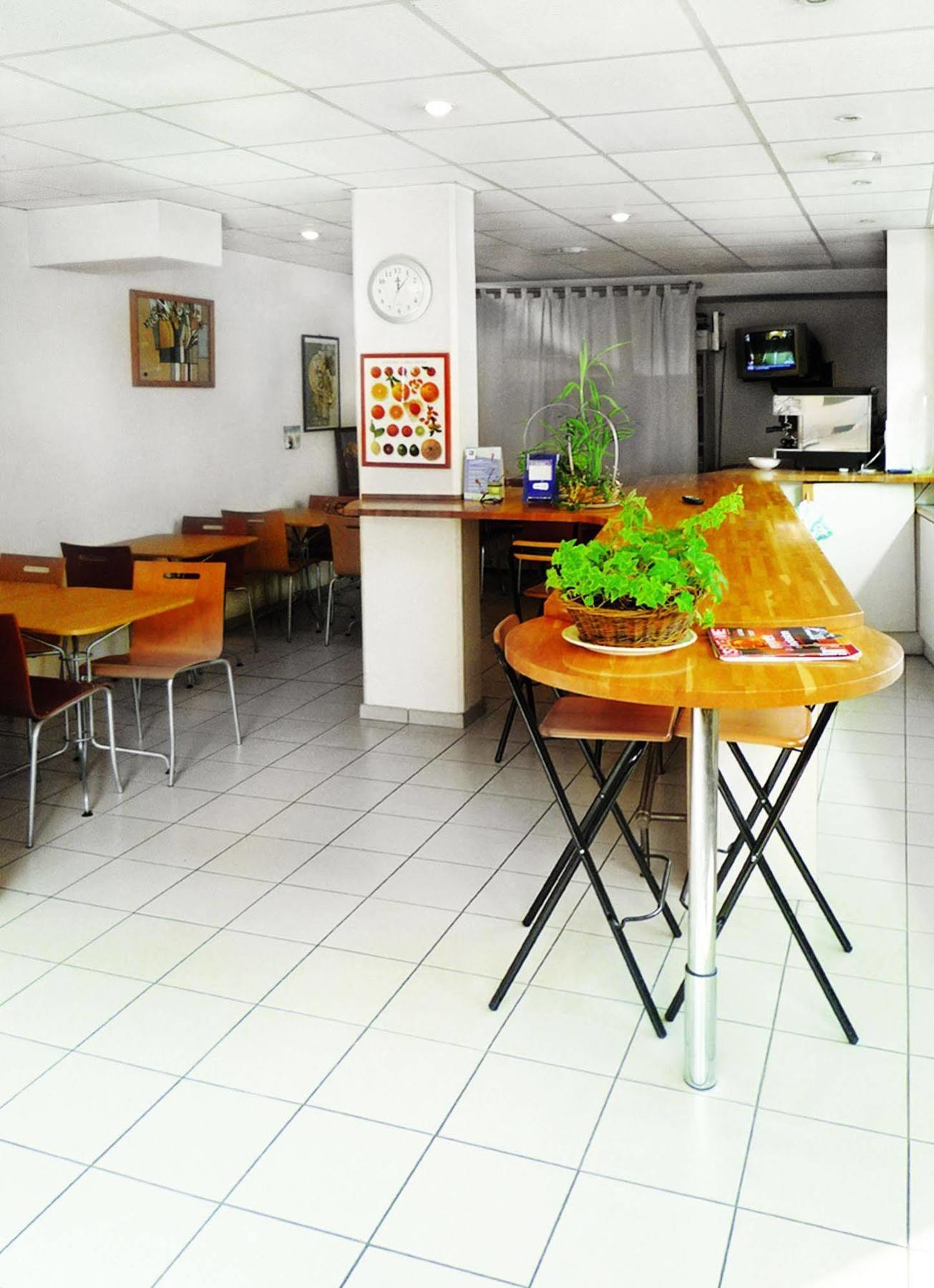 Séjours&Affaires Saint Etienne Jules Ferry Exterior foto
